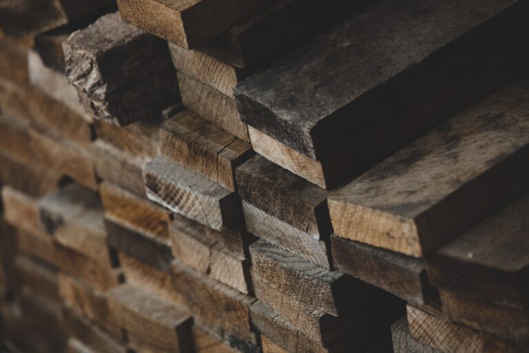 almacenamiento de madera aserrada